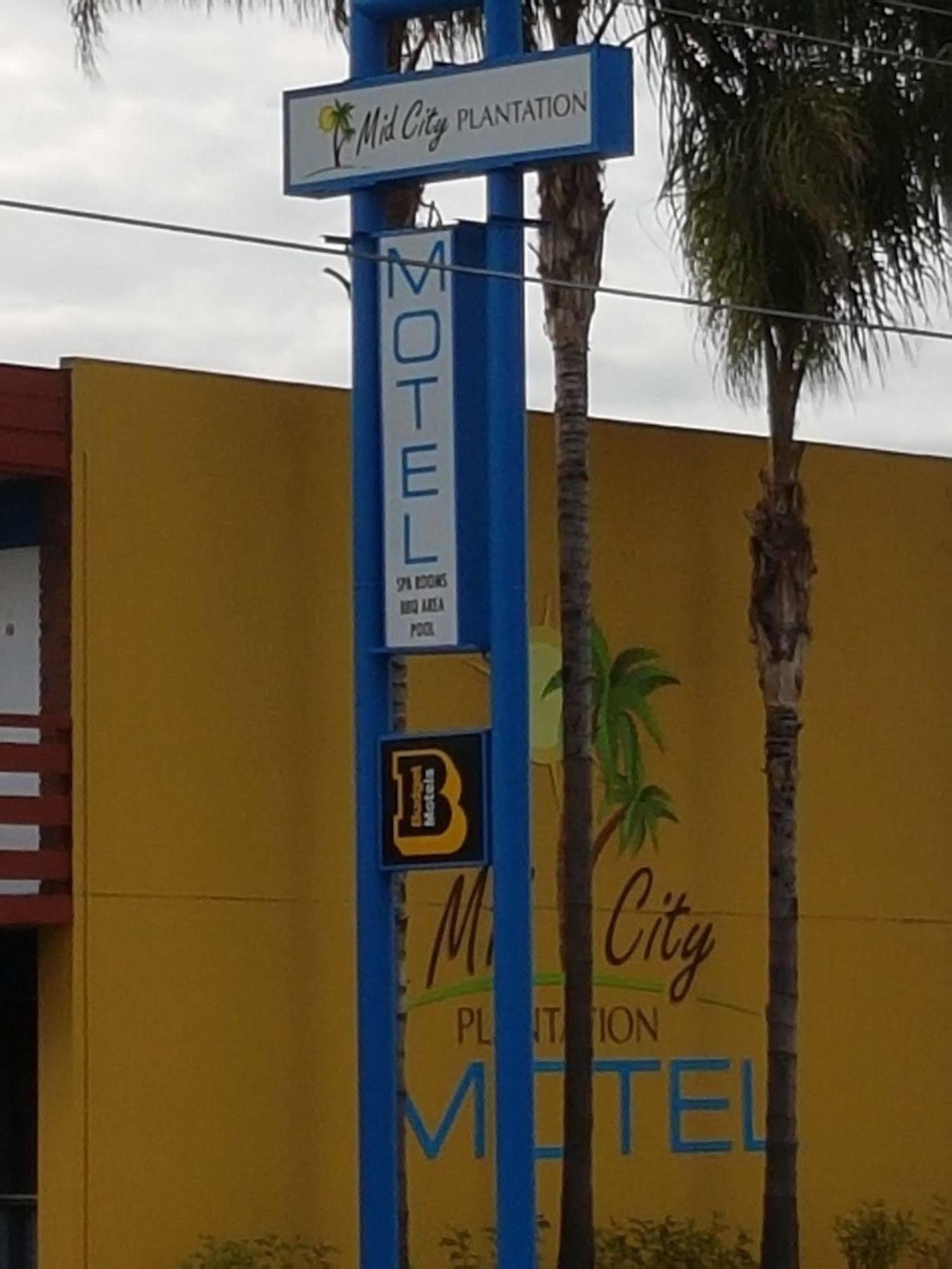 Mid City Plantation Motel Милдура Екстериор снимка
